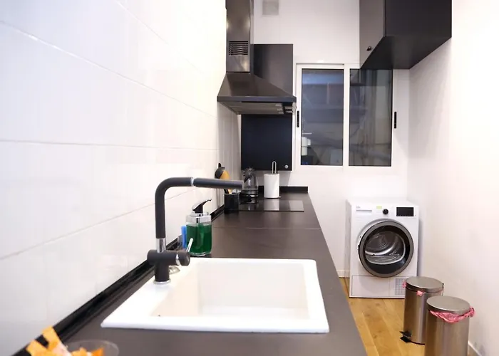 Apartamento Piso Exclusivo Frente Al Casco Viejo Con Parking Gratis Bilbau