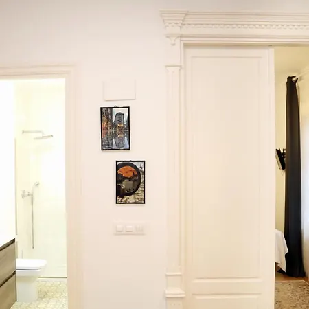 Piso Exclusivo Frente Al Casco Viejo Con Parking Gratis * Bilbao