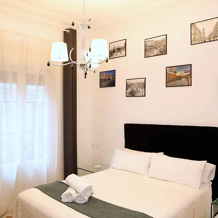 Piso Exclusivo Frente Al Casco Viejo Con Parking Gratis Appartement