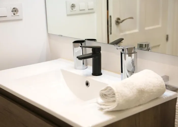 Apartment Piso Exclusivo Frente Al Casco Viejo Con Parking Gratis Bilbao