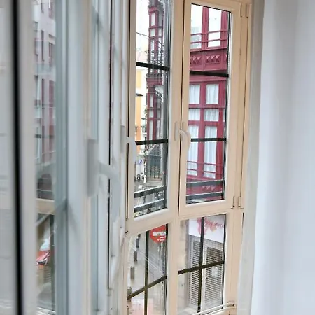 Piso Exclusivo Frente Al Casco Viejo Con Parking Gratis Apartmán