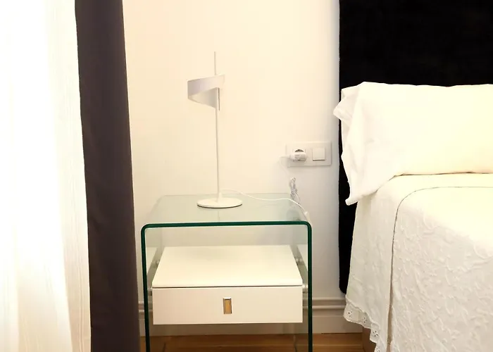 Piso Exclusivo Frente Al Casco Viejo Con Parking Gratis ビルバオ